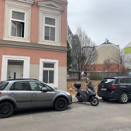 Modern Flat With Parking Space Lejlighed Wien Eksteriør billede